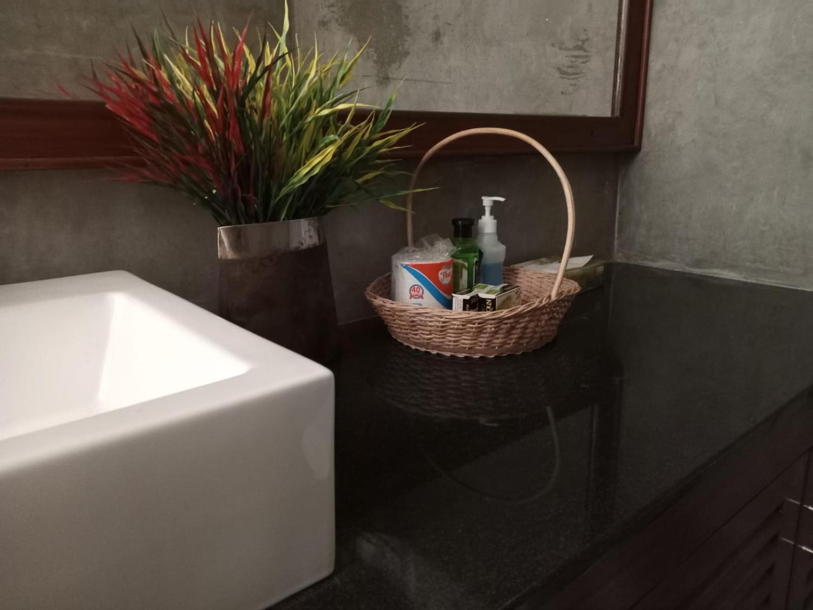 Chelsea Villa Bnb Коломбо Экстерьер фото