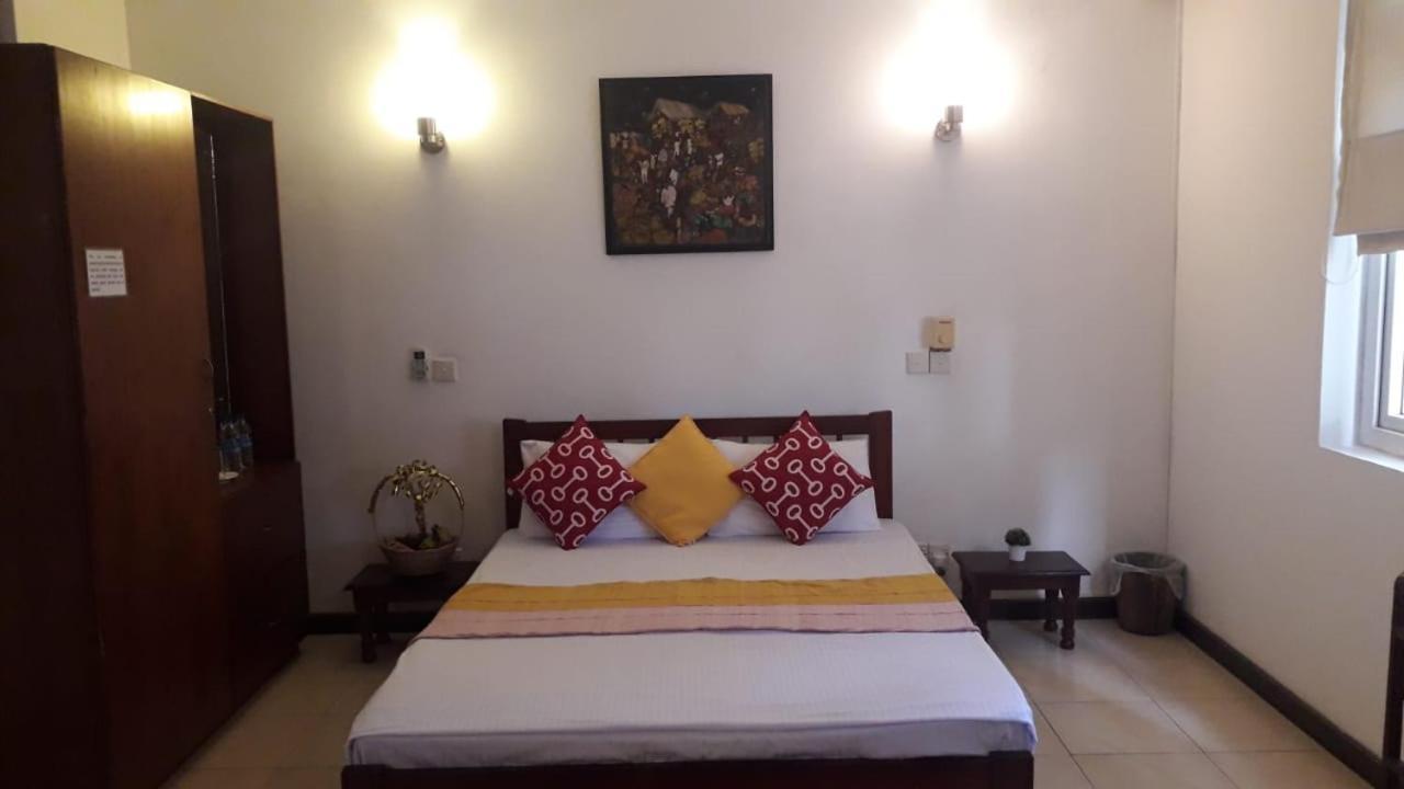 Chelsea Villa Bnb Коломбо Экстерьер фото